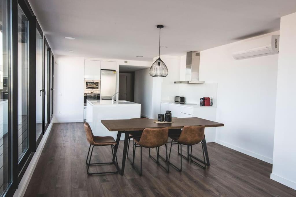 Atico Con Terraza En El Centro De Reus Apartment ภายนอก รูปภาพ